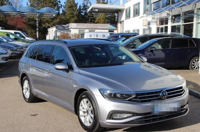 Volkswagen Passat Variant 2.0 TDI Business Niveauregulierun foto 2