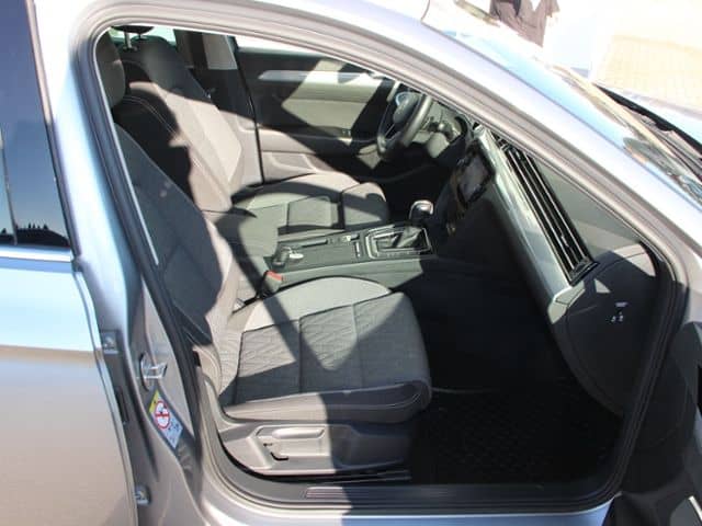 Volkswagen Passat Variant 2.0 TDI Business Niveauregulierun foto 8