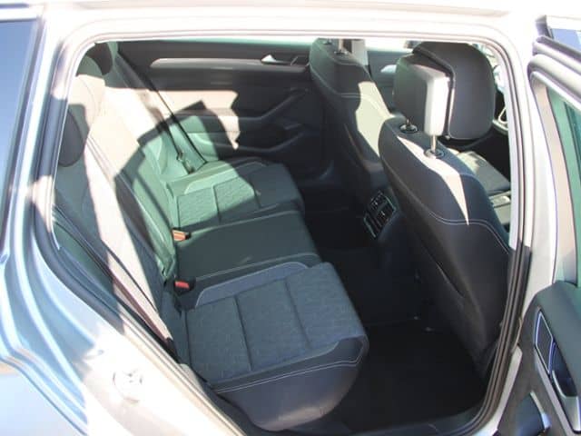 Volkswagen Passat Variant 2.0 TDI Business Niveauregulierun foto 9