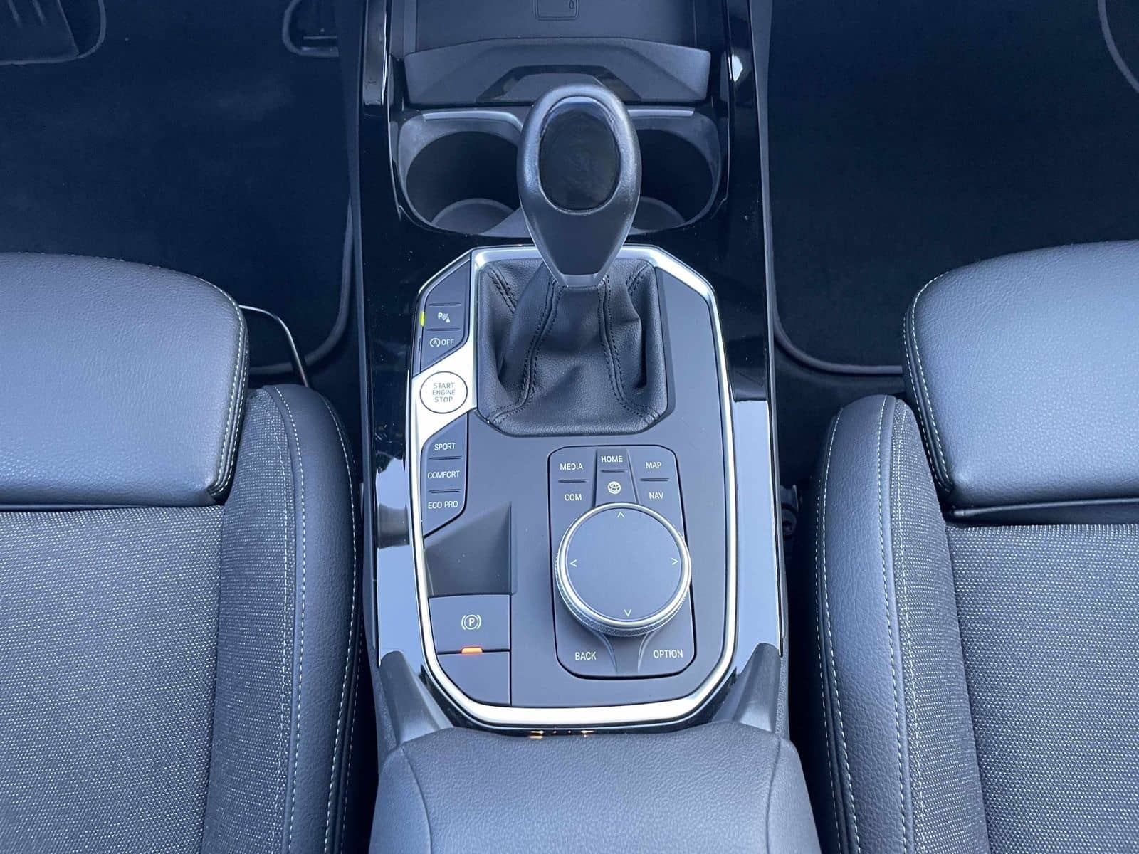 BMW 116i Sport Line/Lenkradhzg/LED/NAVI/WLAN/uvam foto 18