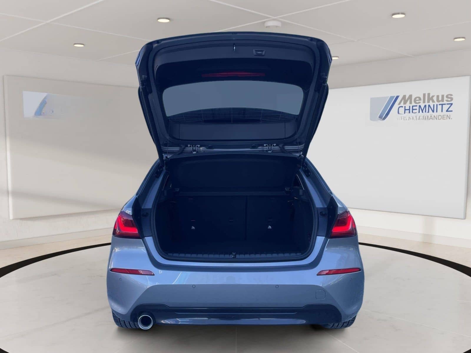 BMW 116i Sport Line/Lenkradhzg/LED/NAVI/WLAN/uvam foto 9