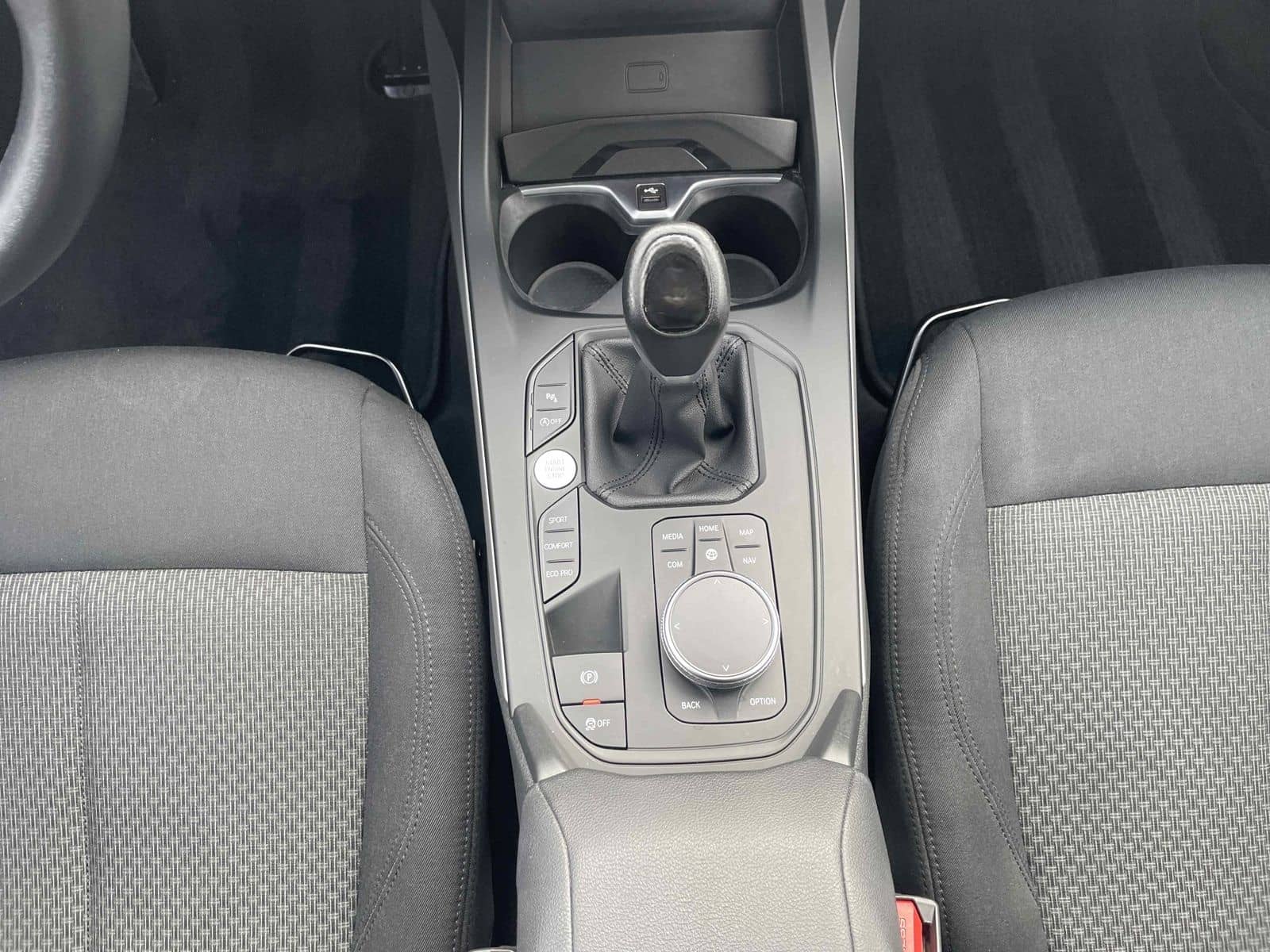 BMW 118i LED/Navi/Lenkradhzg/Garantie bis 03/2029/Sp foto 16