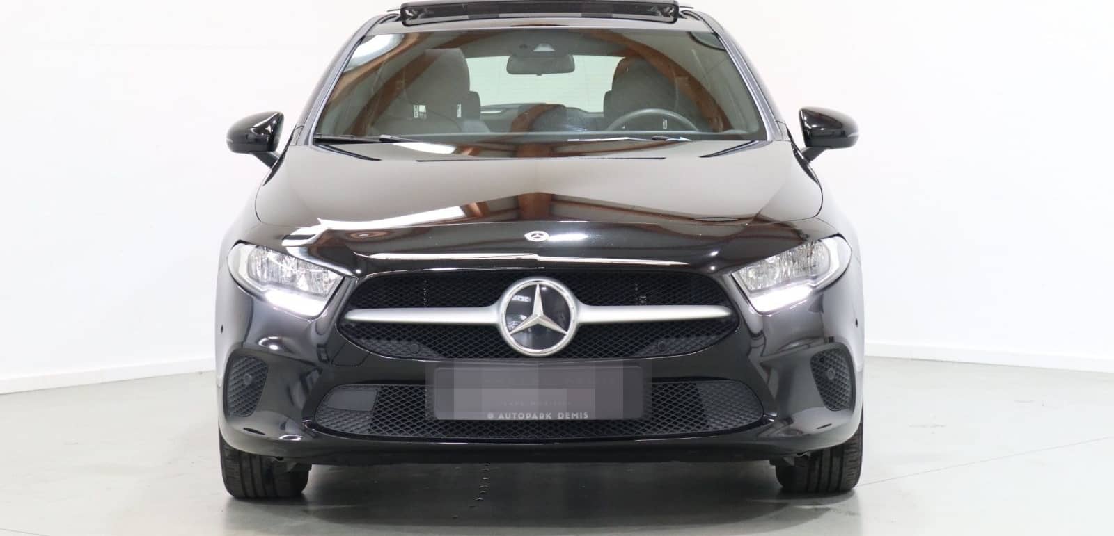 Mercedes-Benz A 250 e - PANORAMA-TEMP-LIVE-PDC-NAVI-BUSINESS foto 3