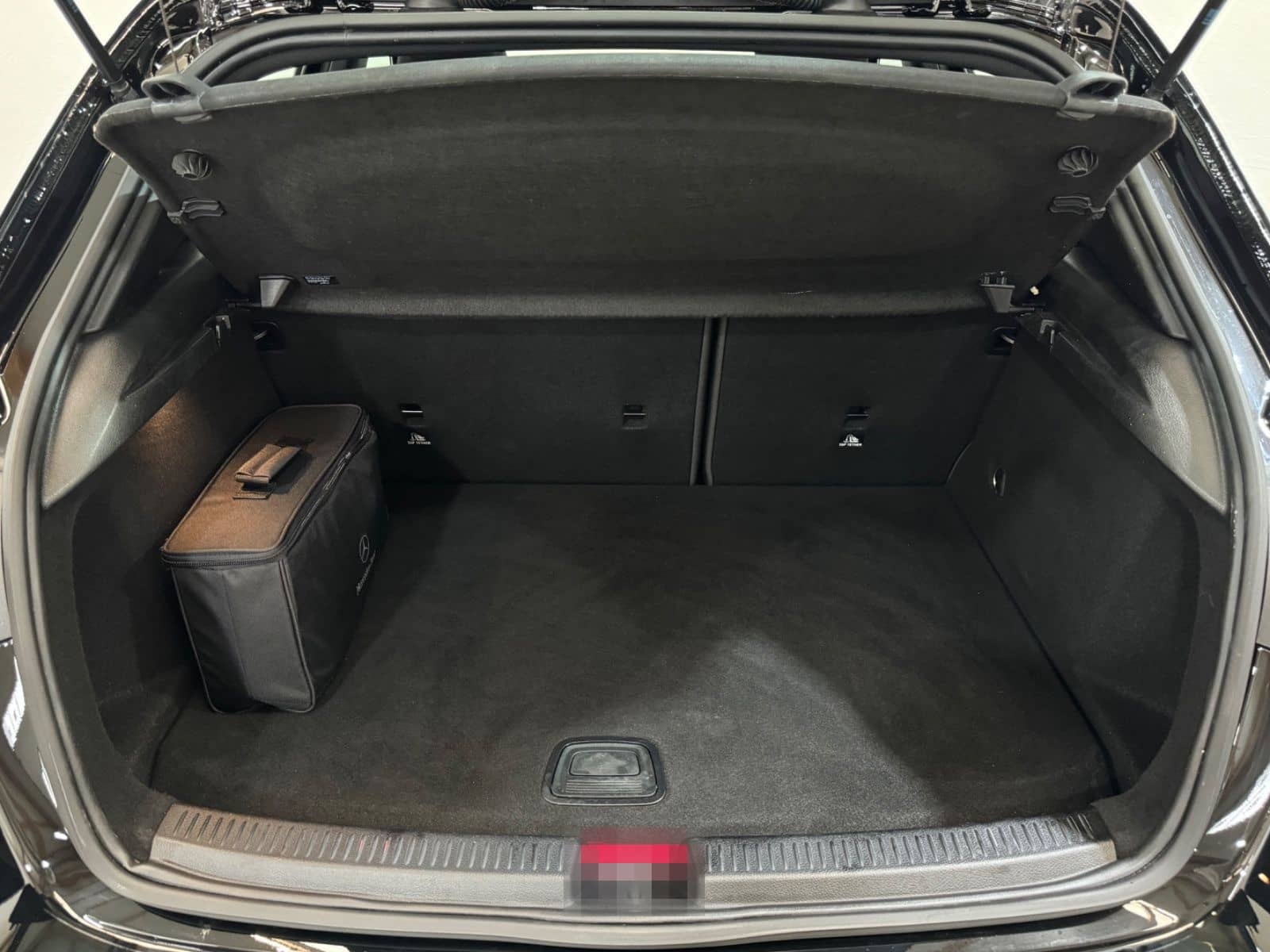 Mercedes-Benz A 250 e - PANORAMA-TEMP-LIVE-PDC-NAVI-BUSINESS foto 24