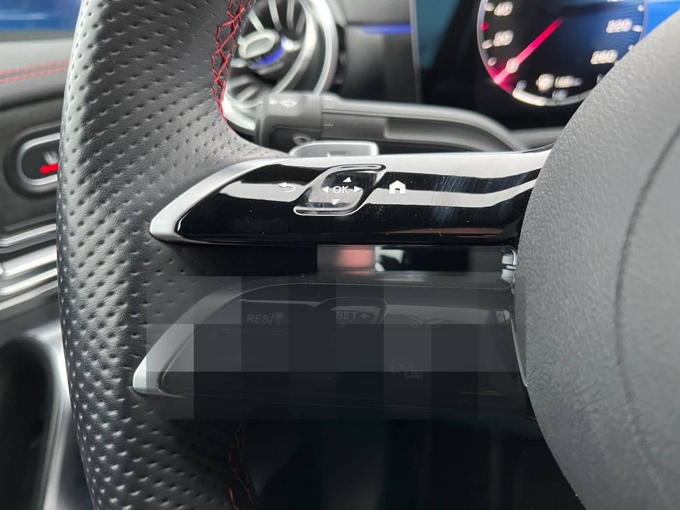 Mercedes-Benz CLA 200 Coupé AMG Pano*AHK*HUD*LEDmulti*360°Ambi foto 22