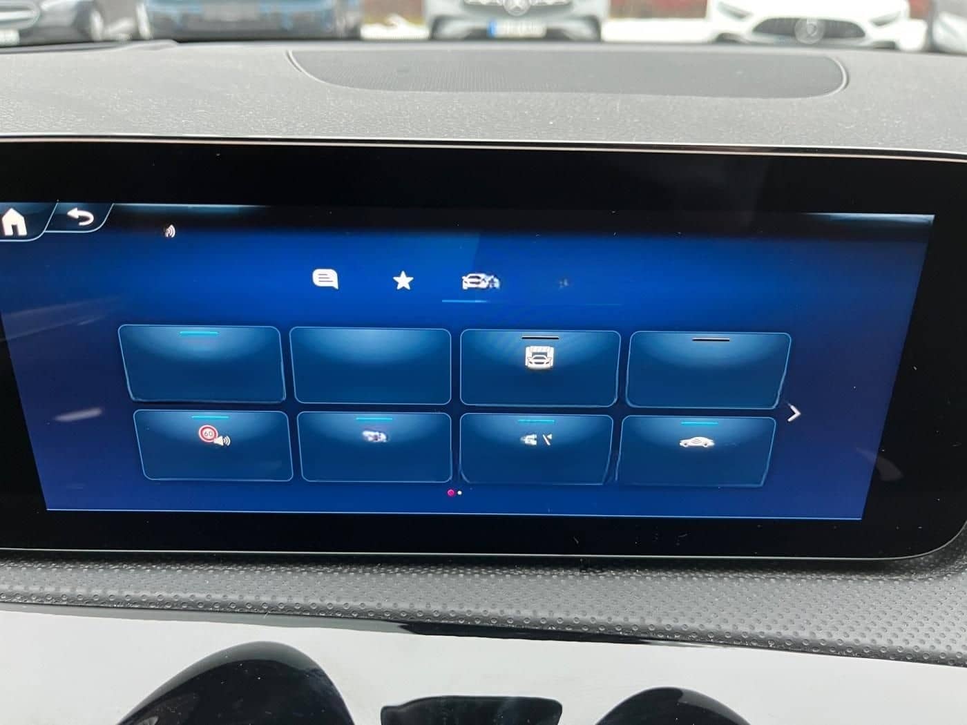 Mercedes-Benz CLA 200 Coupé AMG Pano*AHK*HUD*LEDmulti*360°Ambi foto 24