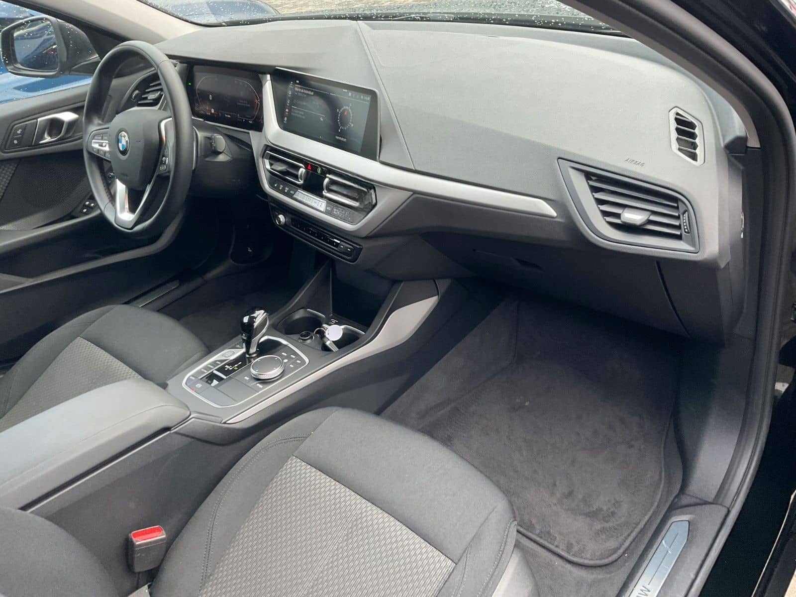 BMW Limousine 118 d Advantage*1.Hand*Autom.*Navi* foto 11