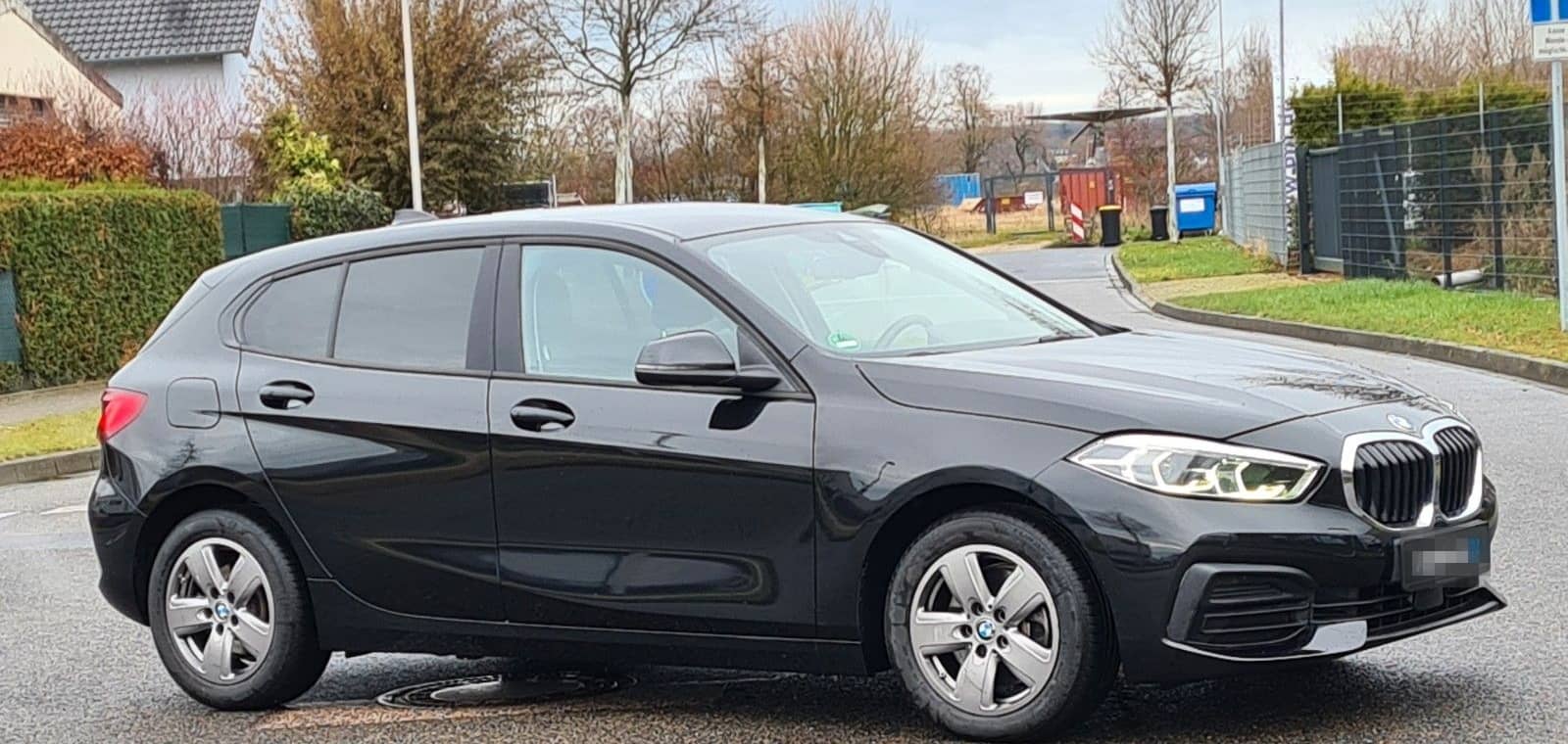 BMW Limousine 118 d Advantage*1.Hand*Autom.*Navi* foto 7