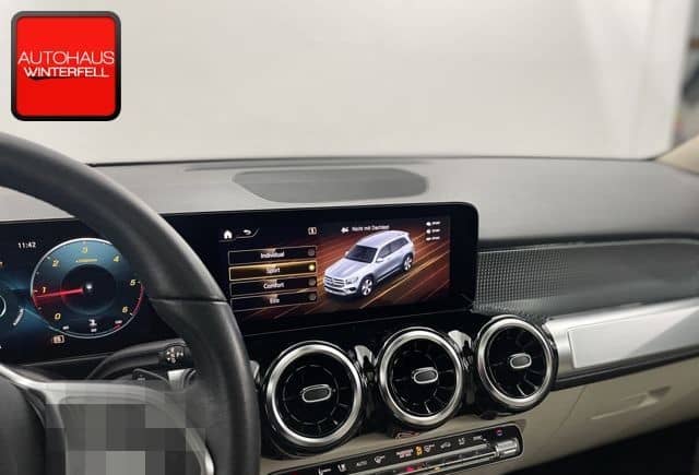 Mercedes-Benz GLB 220 d NIGHT PANO+MASSAGE+KEYLESS+DISTRONIC+ foto 24