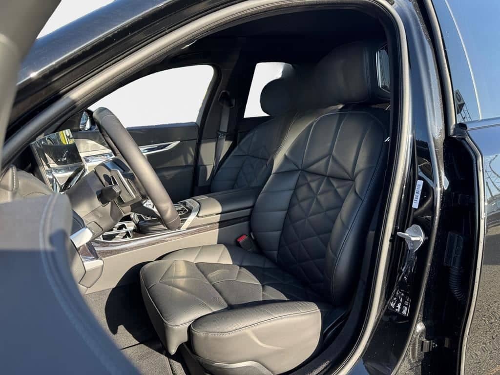 BMW 740d xDrive M Sport Inno+Sky Lounge+Standhg+B&W foto 9