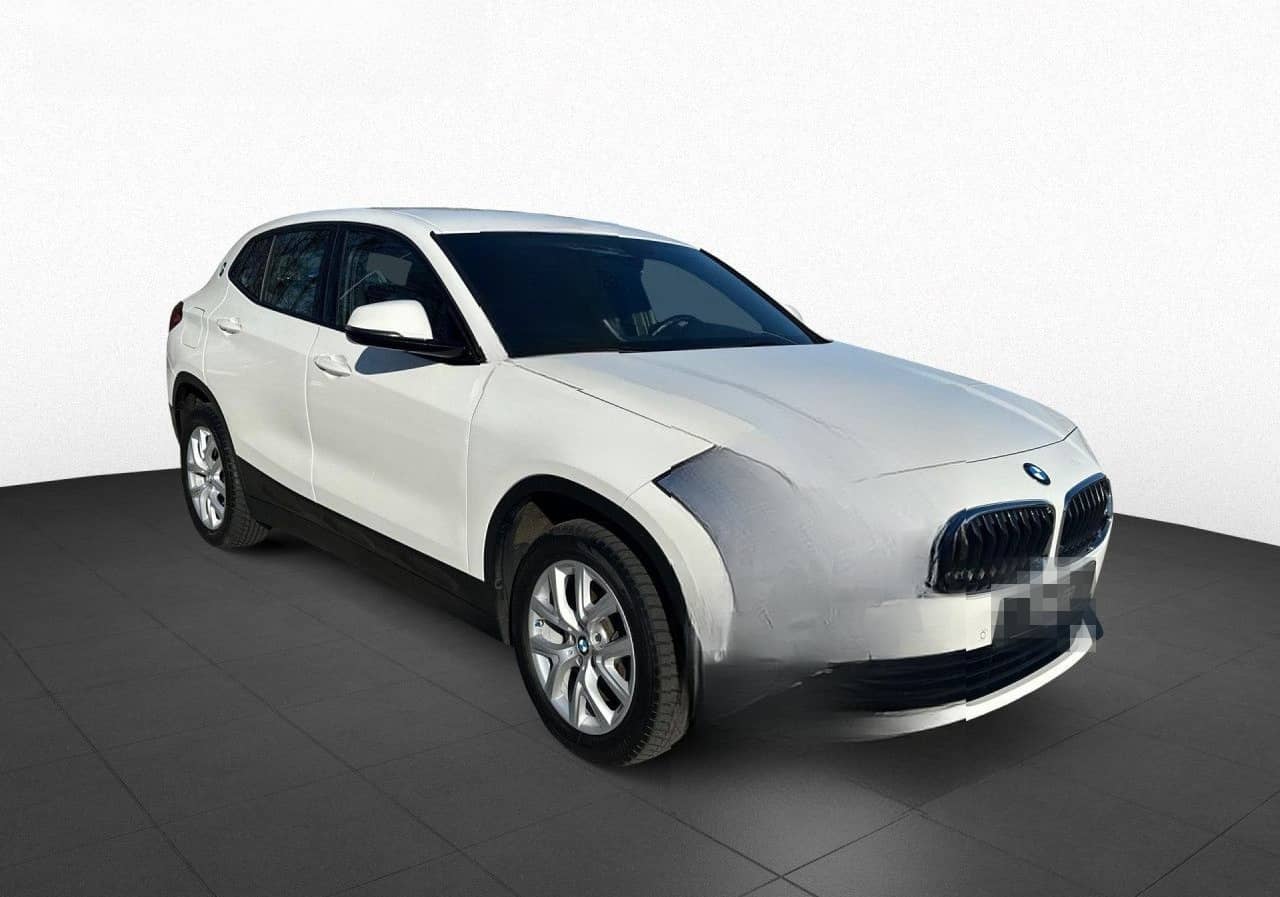 BMW X2 sDrive20d PA DA LED PDC RFK HiFi SitzHz Navi foto 4