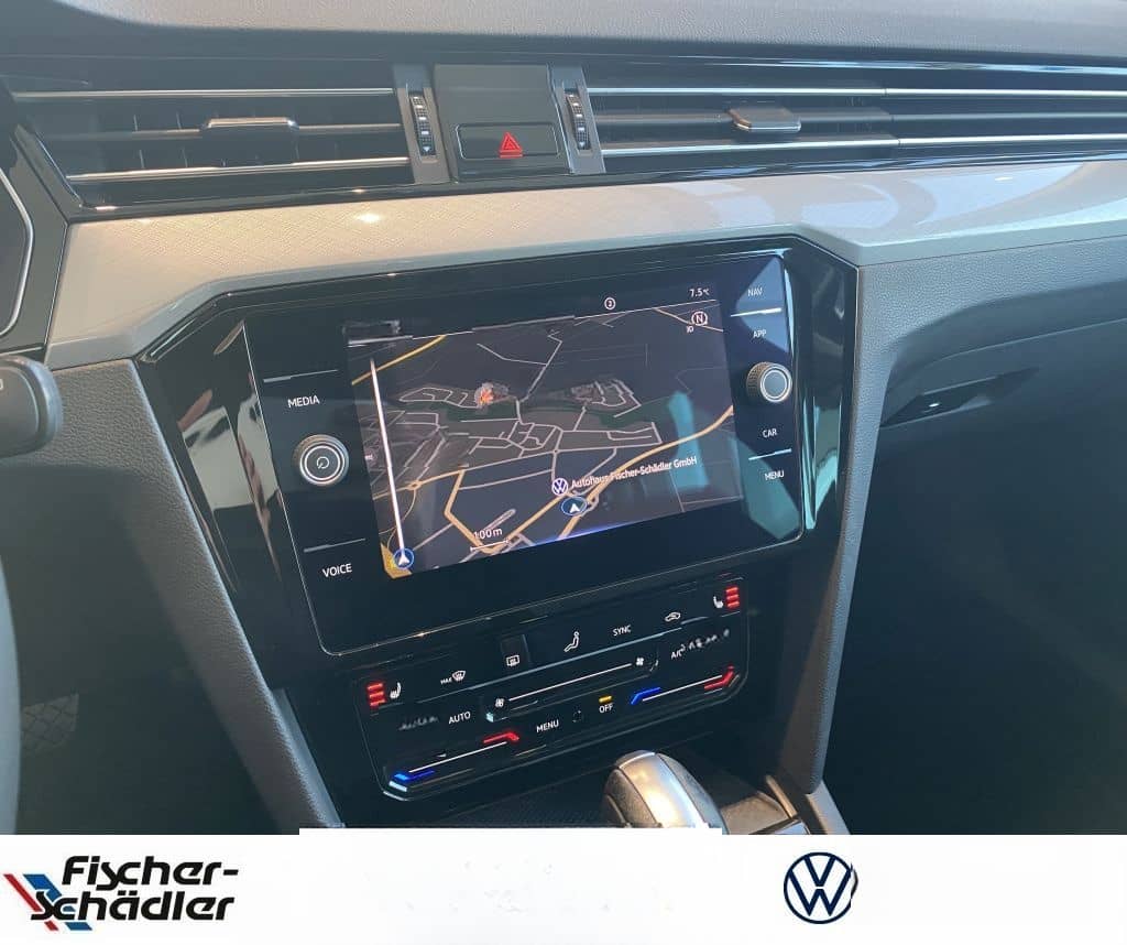 Volkswagen Passat Variant Business 1.5TSI*DSG*Navi*LED*Rear foto 6