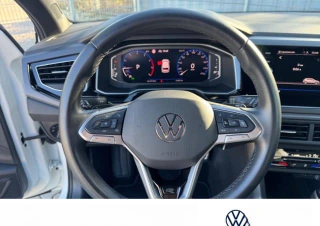 Volkswagen Polo 1.0 TSI DSG R-LINE 17ZOLL MATRIX NAVI CAM I foto 14