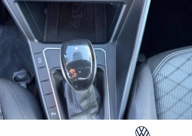 Volkswagen Polo 1.0 TSI DSG R-LINE 17ZOLL MATRIX NAVI CAM I foto 17