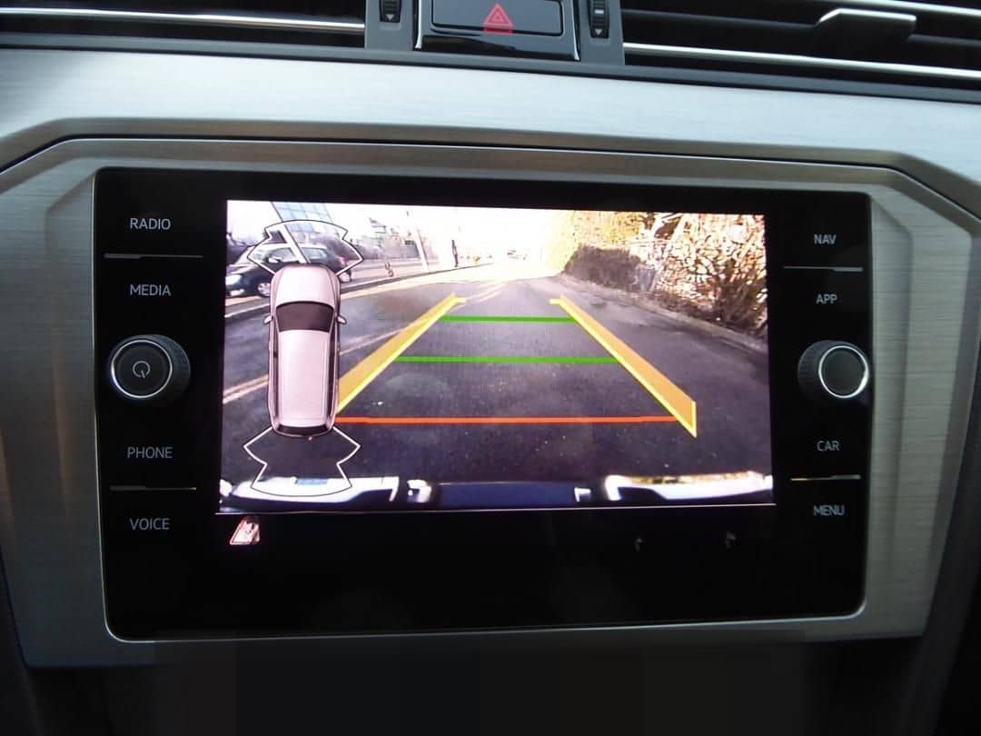 Volkswagen Passat Variant 2.0 TDI *AHK*Keyless* foto 10