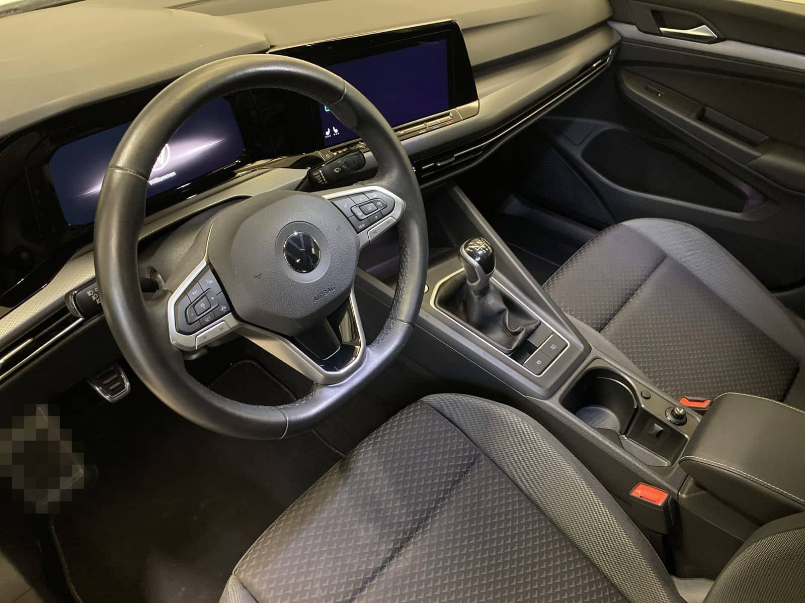 Volkswagen Golf VIII 1.5 TSI Active *AHK*ACC*PDC*RFK*Navi foto 5