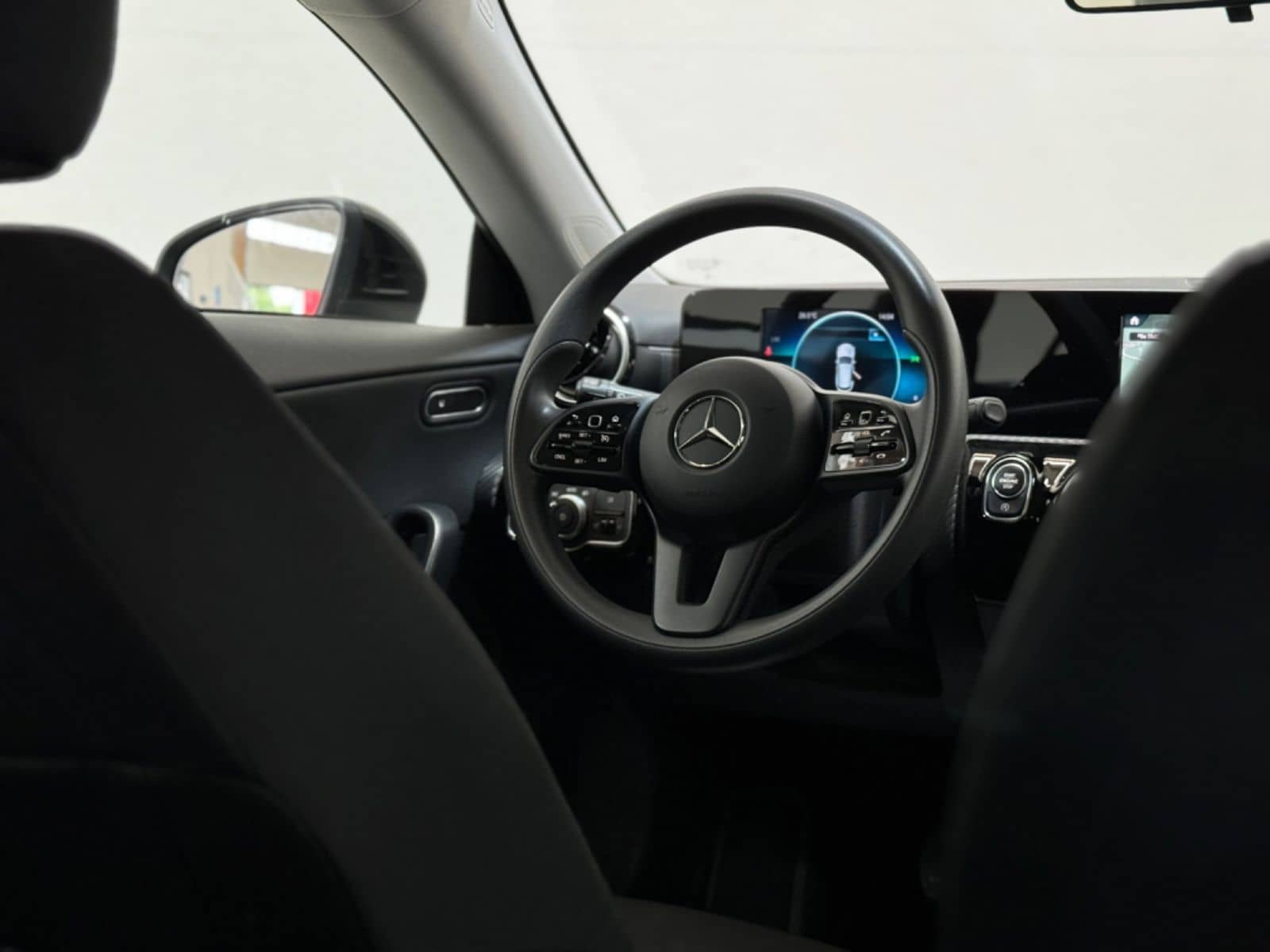 Mercedes-Benz CLA 220 Shooting Brake-PDC-TEMP-CARPLAY-BUSINESS foto 11