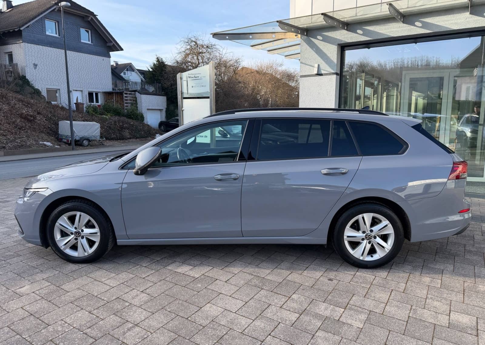 Volkswagen Golf VIII Variant 2.0 TDI Life*AHK*NAVI*Ambiente foto 4