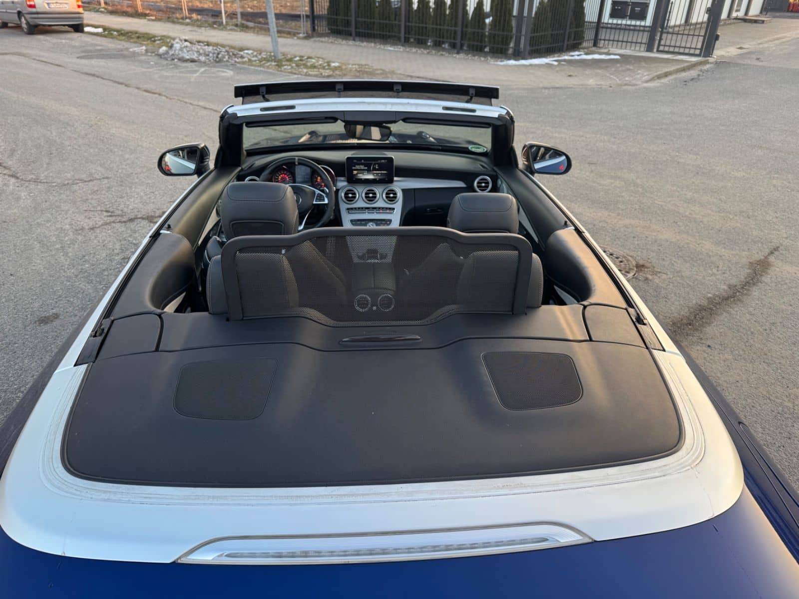 Mercedes-Benz C 63 S AMG Cabrio foto 15