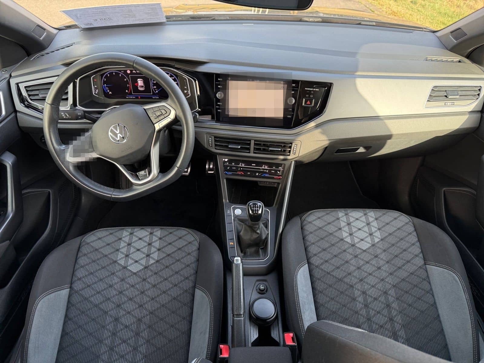 Volkswagen Taigo 1,0 TSI R-Line Navi LED Kamera foto 8