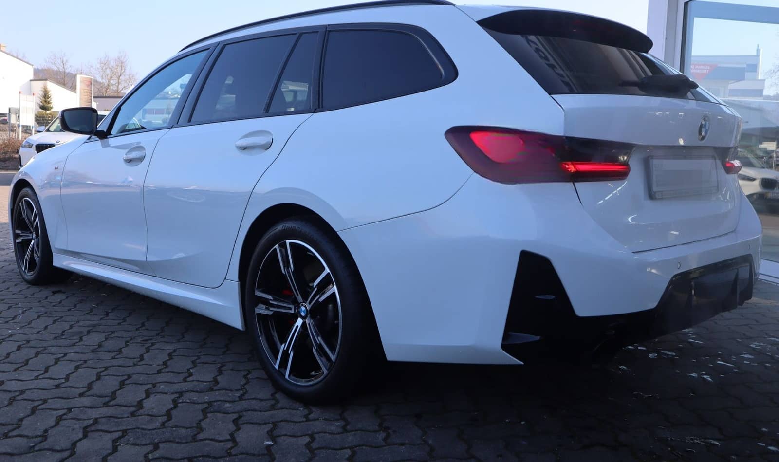 BMW 320d xDrive Touring M Sport Pro/DAB/AHK/Lhz/ACC foto 3