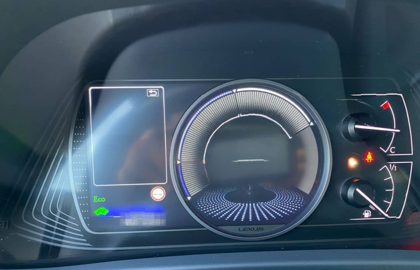 Lexus UX 250h F SPORT Design *Bi-LED*ACC*RCam*SHZ*PDC* foto 12