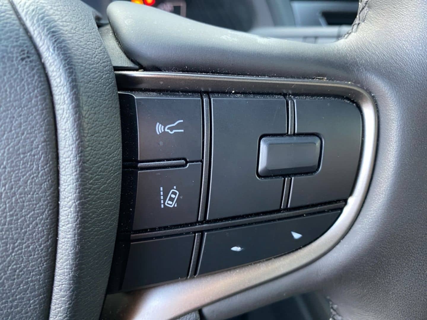 Lexus UX 250h F SPORT Design *Bi-LED*ACC*RCam*SHZ*PDC* foto 23