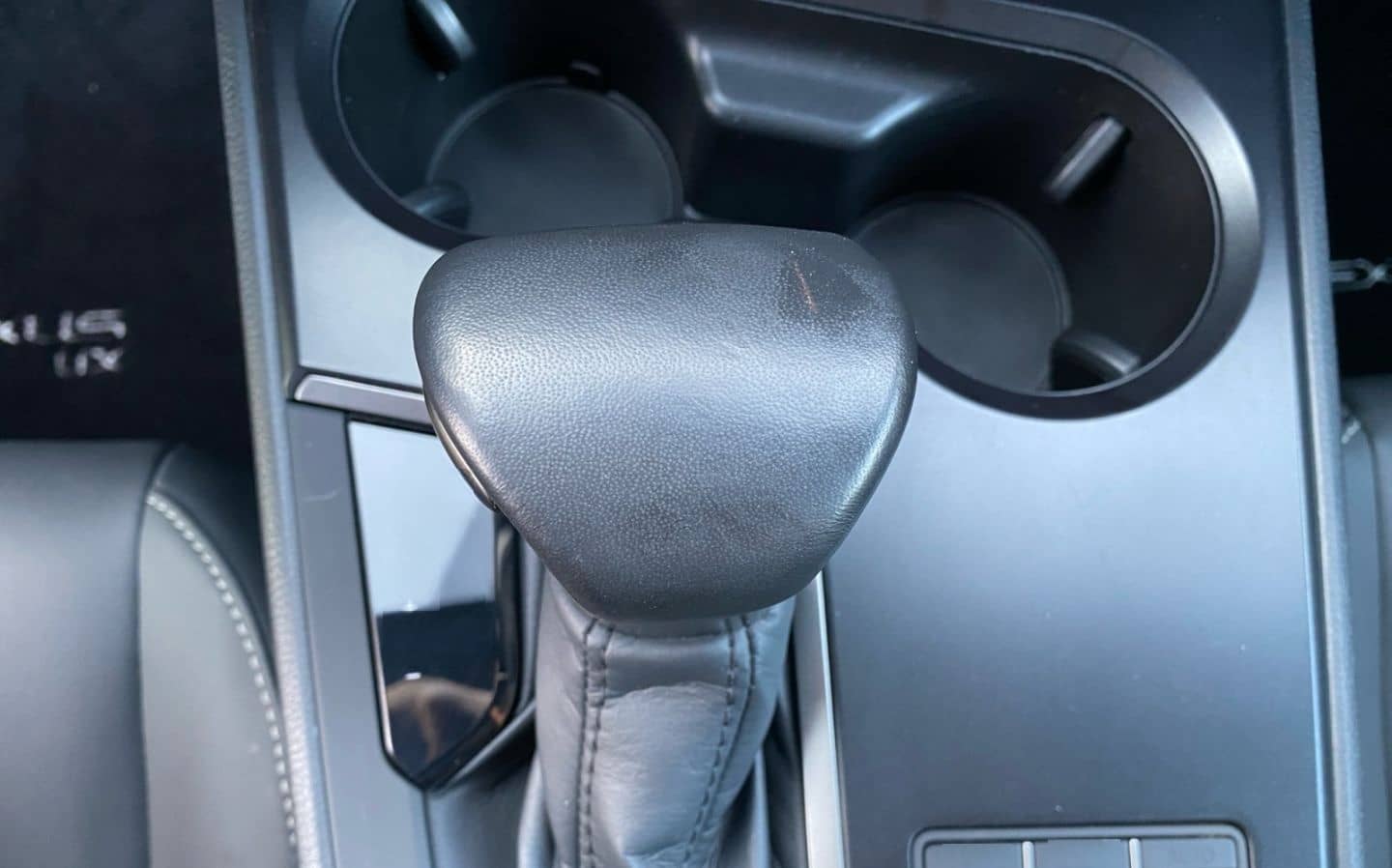 Lexus UX 250h F SPORT Design *Bi-LED*ACC*RCam*SHZ*PDC* foto 24