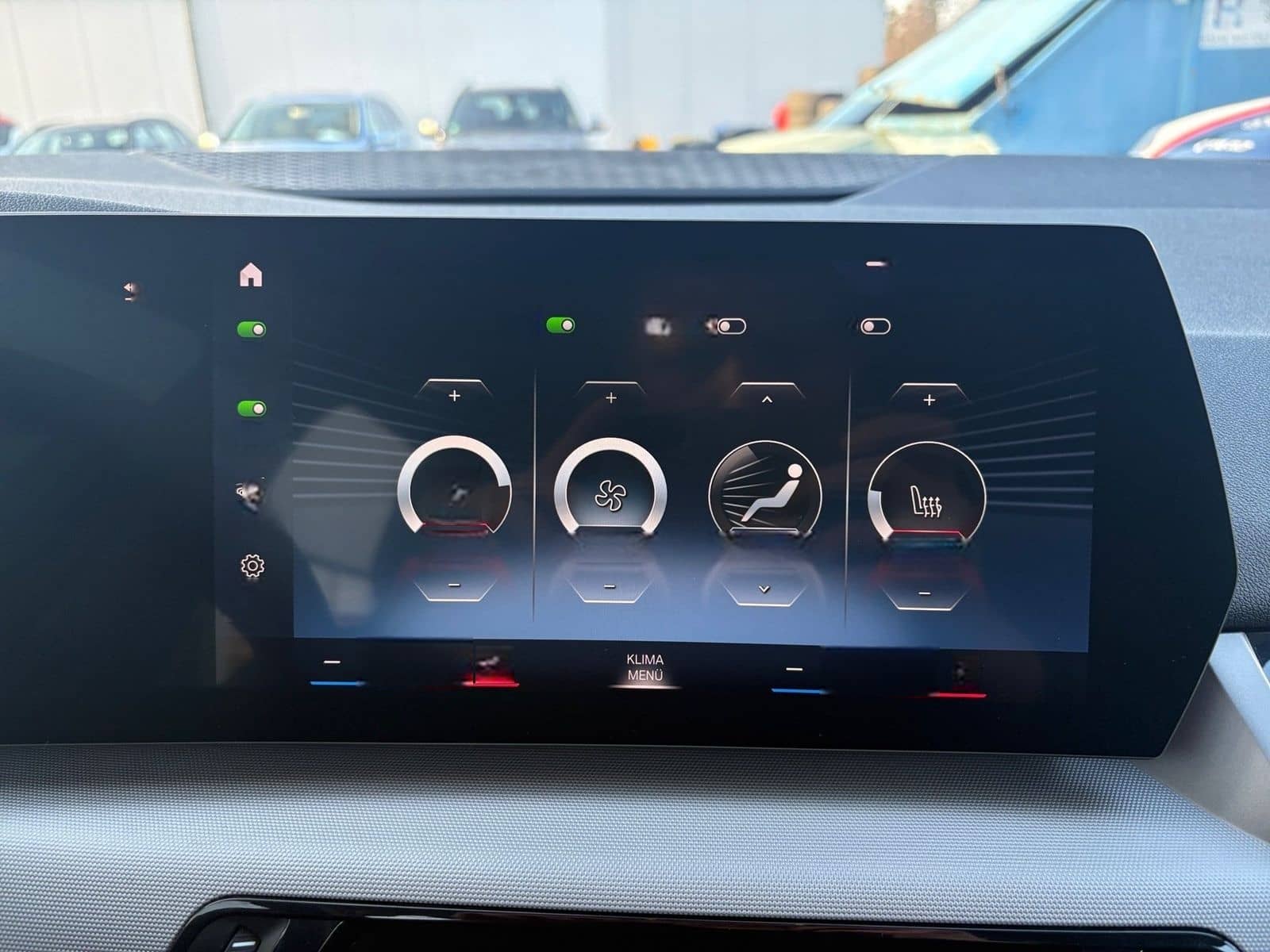 BMW 218d Active Tourer Aut. Navi Parkassistent AHK foto 13