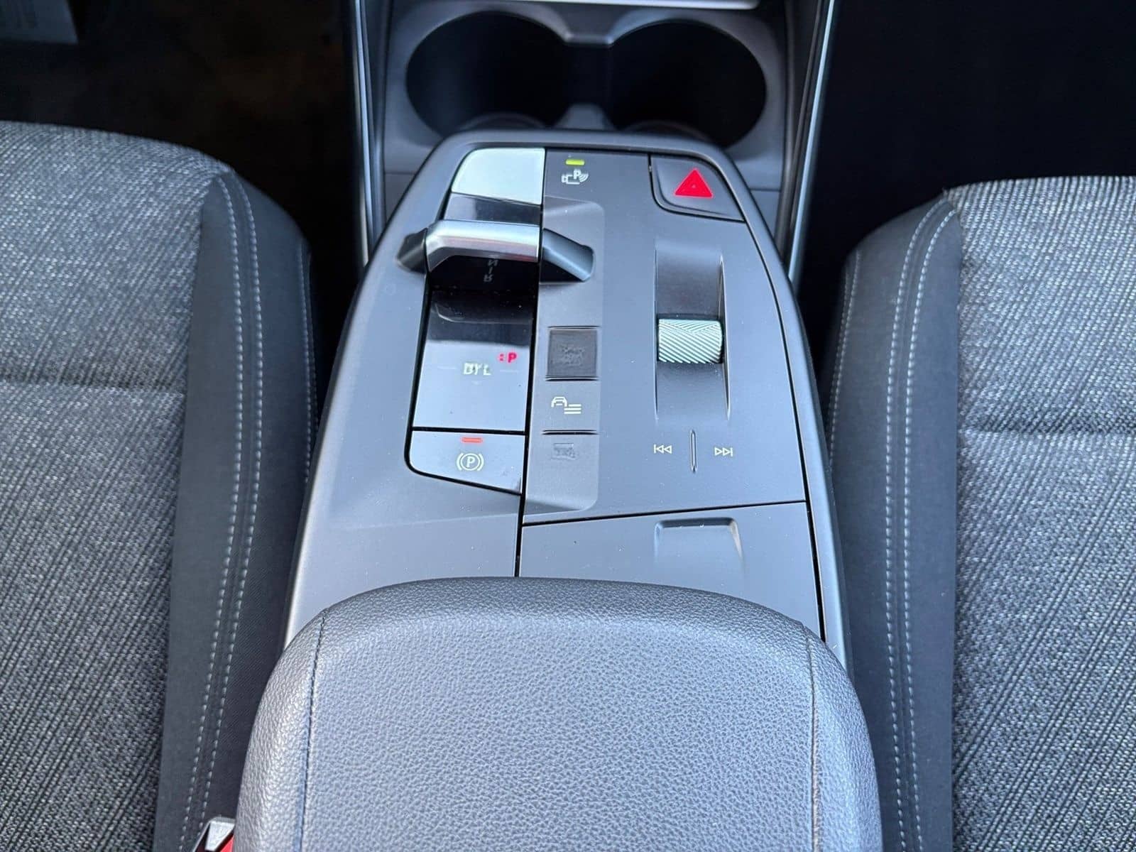 BMW 218d Active Tourer Aut. Navi Parkassistent AHK foto 14