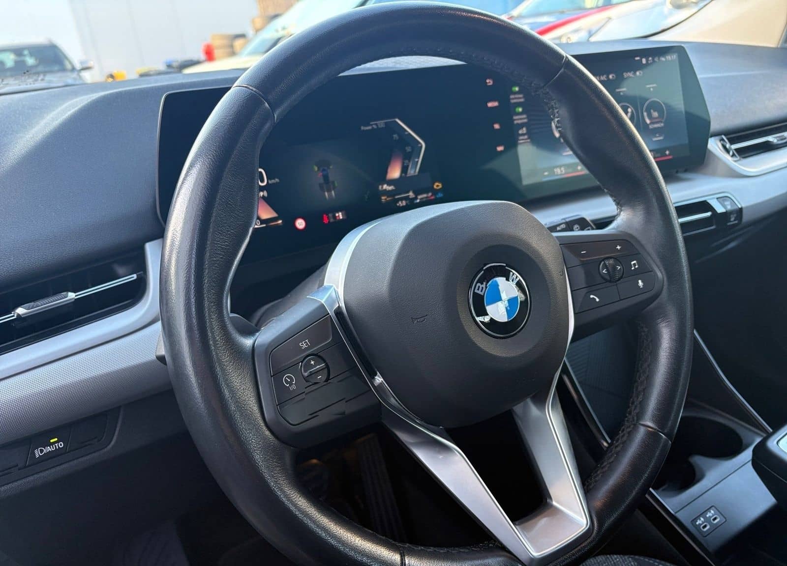 BMW 218d Active Tourer Aut. Navi Parkassistent AHK foto 8