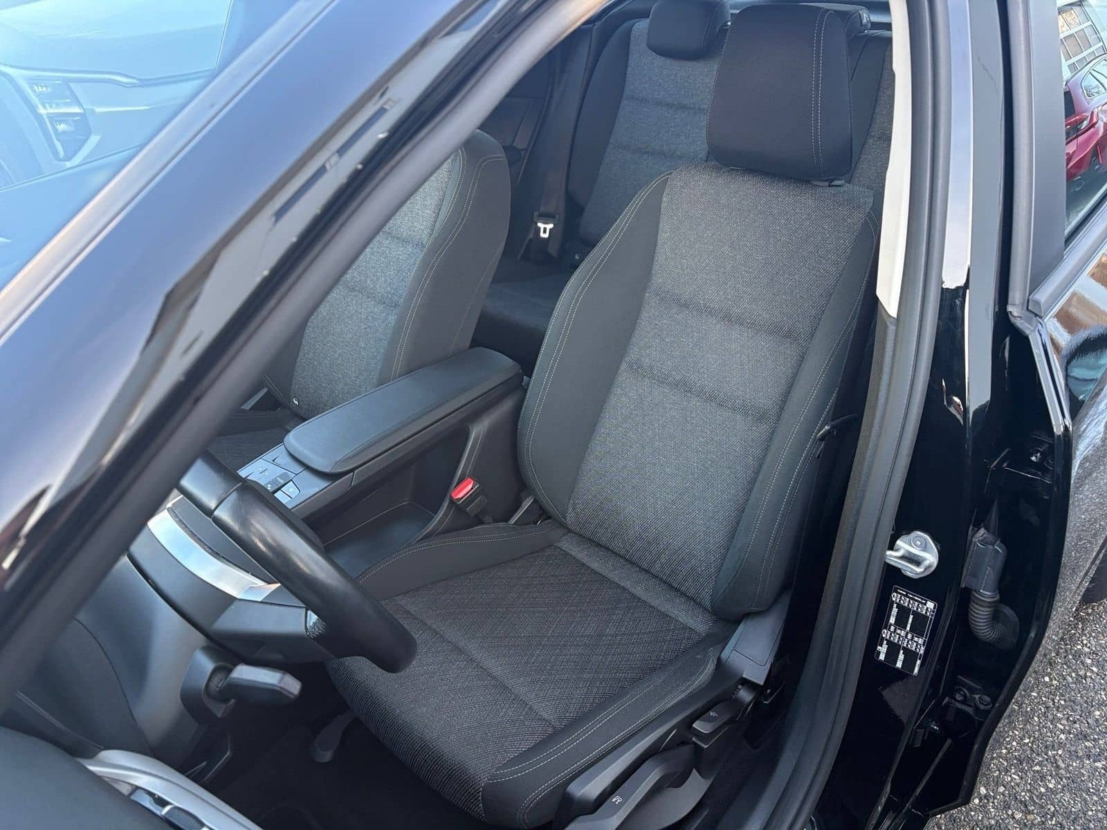 BMW 218d Active Tourer Aut. Navi Parkassistent AHK foto 10