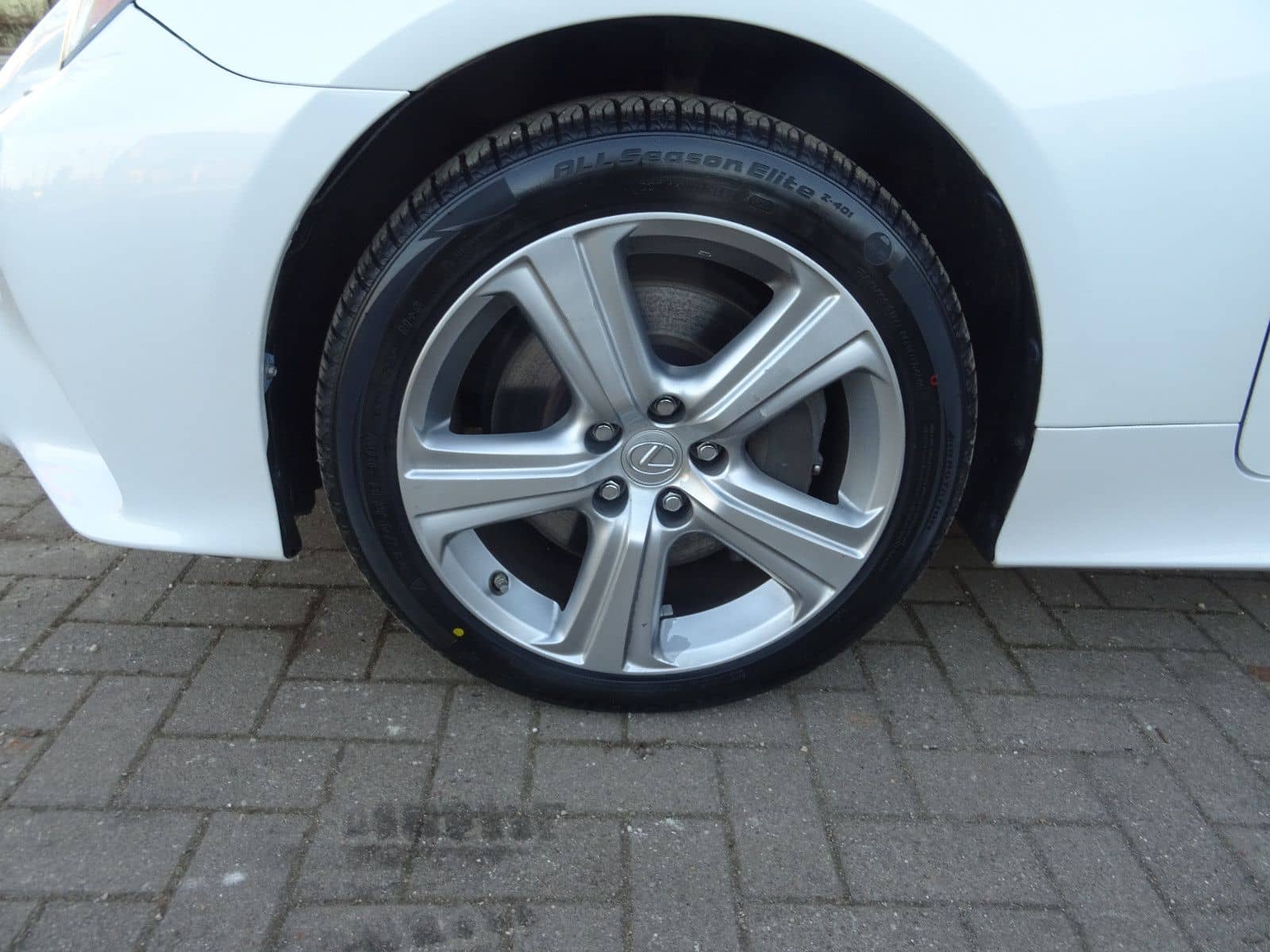 Lexus RC 350 AWD-Leder-Allrad-Bi-Xenon- foto 13