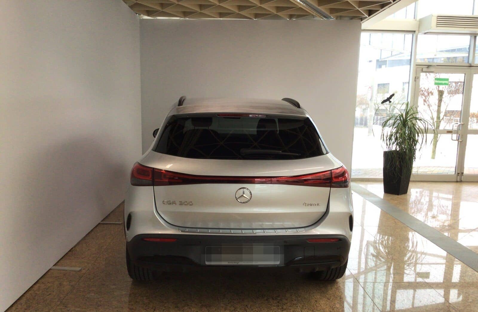 Mercedes-Benz EQA 300 4M AMG Line/Advanced+/Night/Totw./Keyles foto 6