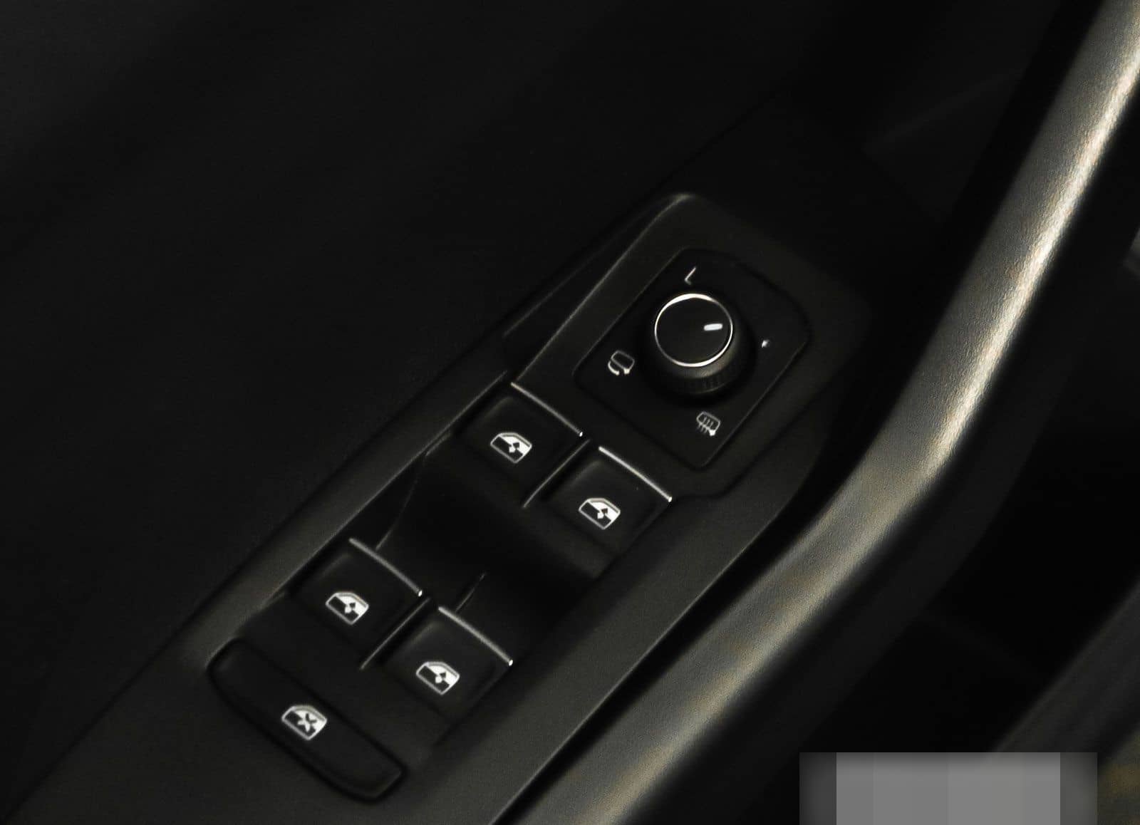 Volkswagen T-Cross ACTIVE 1.5 TSI Navi ParkPilot App DSG foto 24