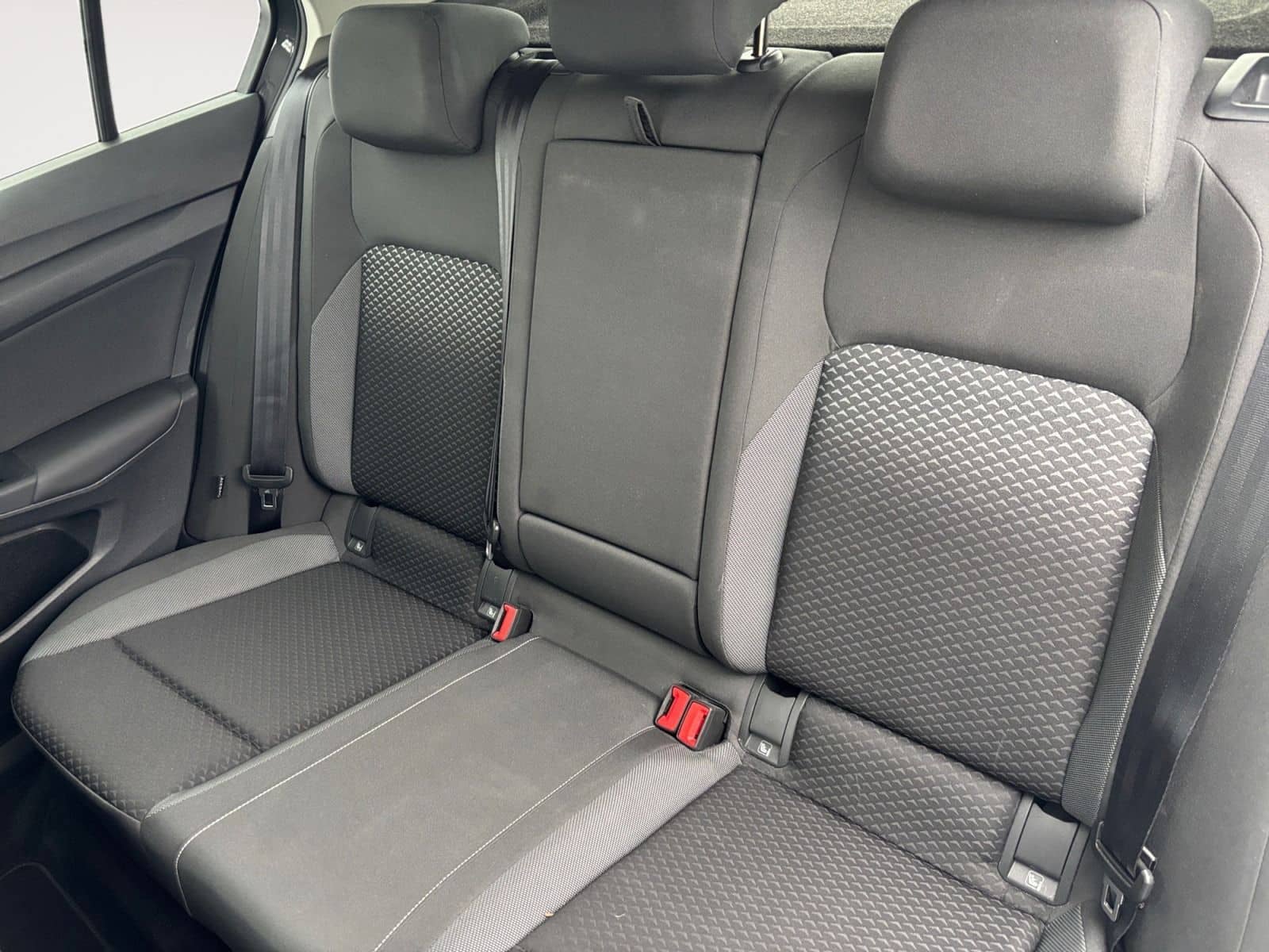 Volkswagen Golf VIII 1.5 TSI Active+NAVI+RFK+Standhzg+LED+A foto 14