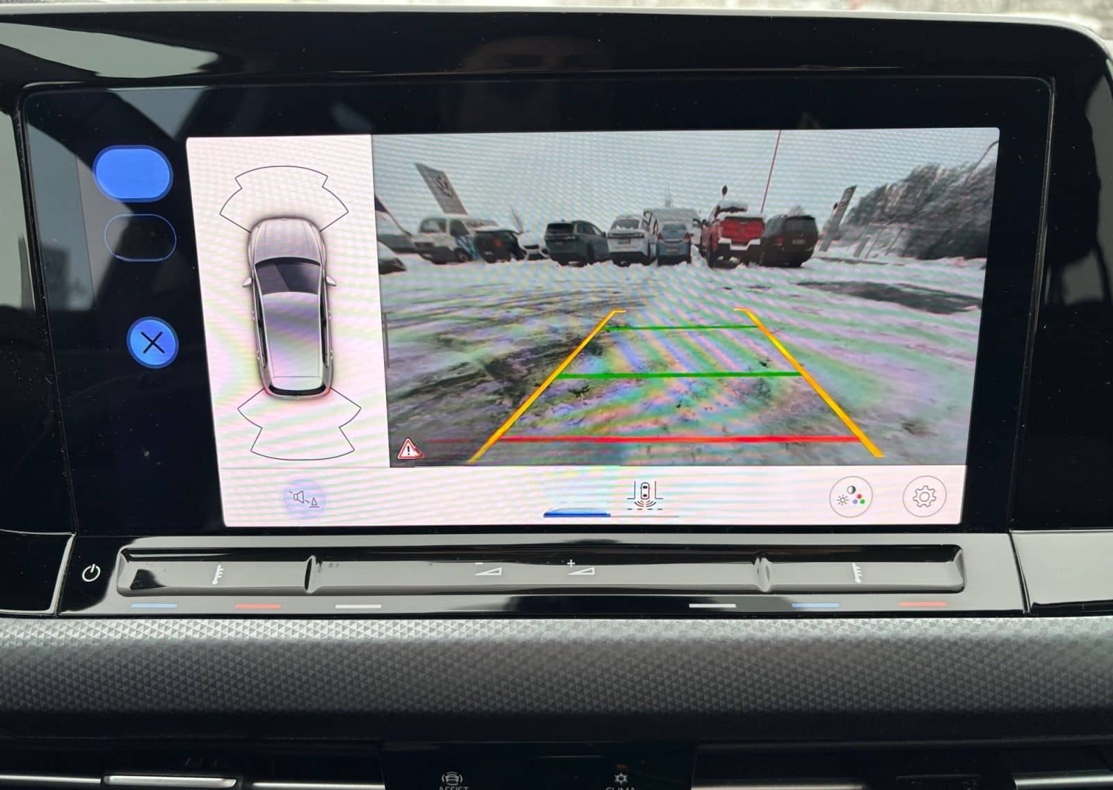 Volkswagen Golf VIII 1.5 TSI Active+NAVI+RFK+Standhzg+LED+A foto 18