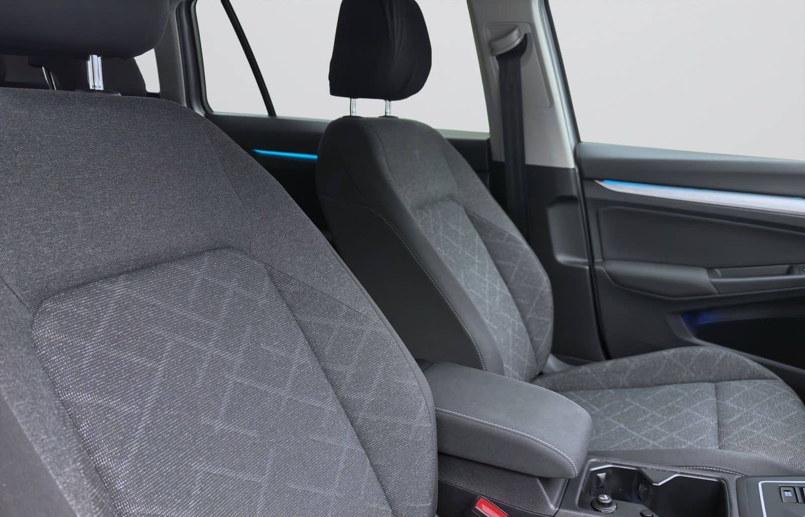 Volkswagen Golf Variant 2.0 TDI DSG LIFE AHK NAVI PDC LED S foto 15