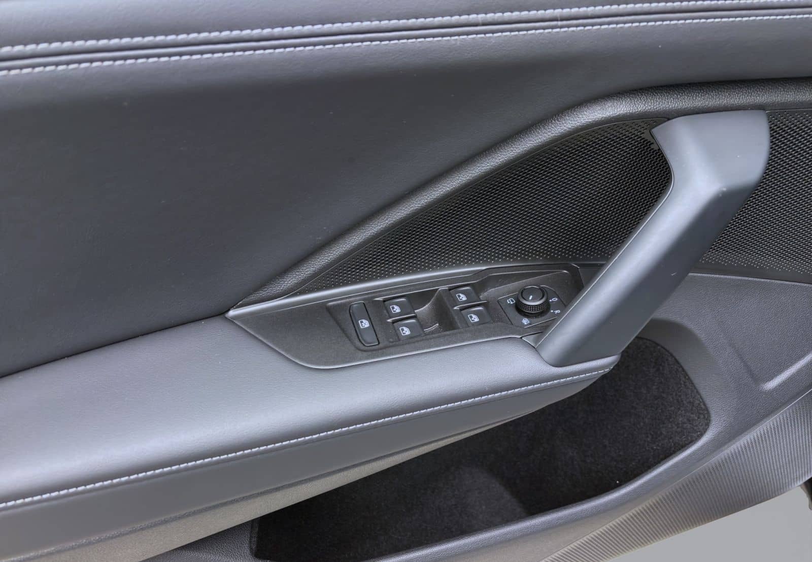 Volkswagen Tayron 1.5 eTSI DSG LIFE AHK KAMERA KLIMA SHZG foto 10