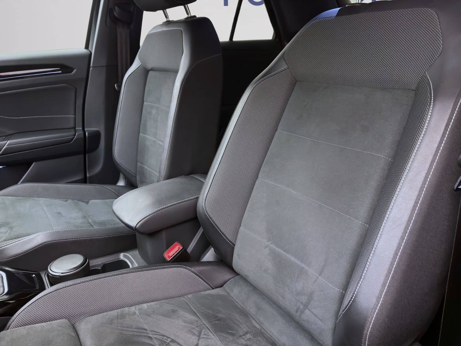 Volkswagen T-Roc 1.0 TSI R-LINE ACC PDC KAMERA LED NAVI foto 9