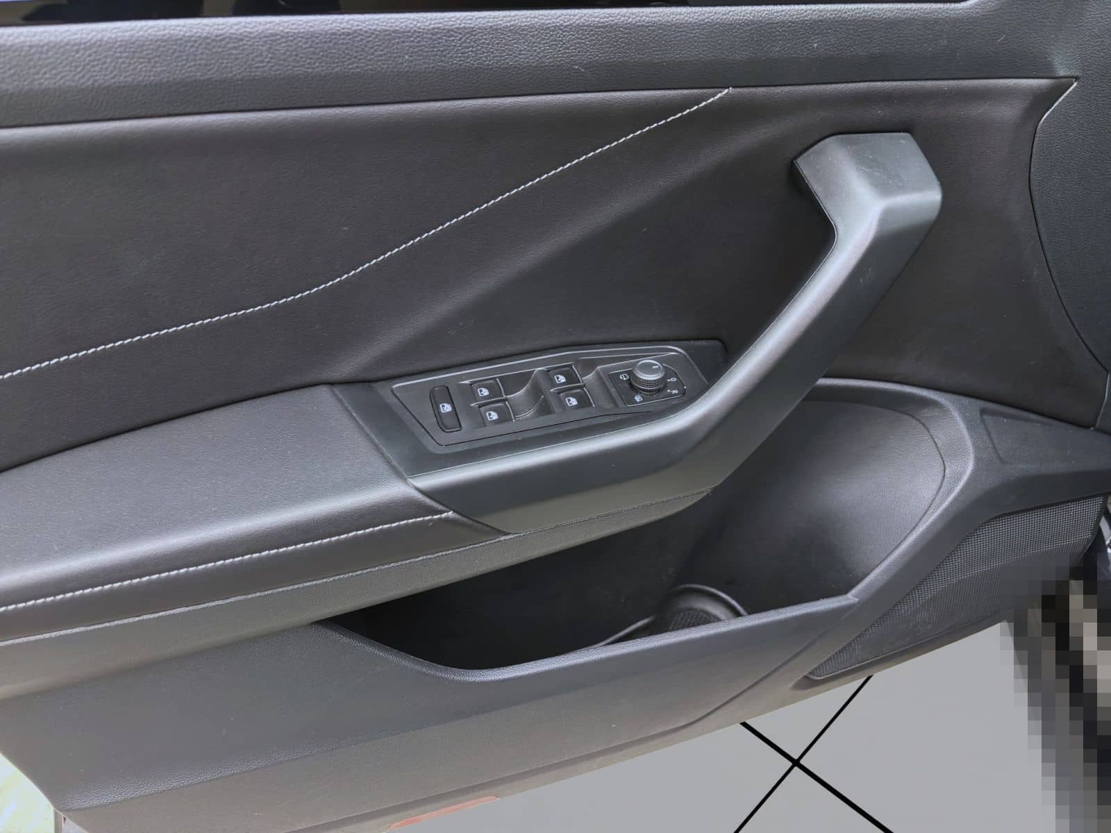 Volkswagen T-Roc 1.0 TSI R-LINE ACC PDC KAMERA LED NAVI foto 10