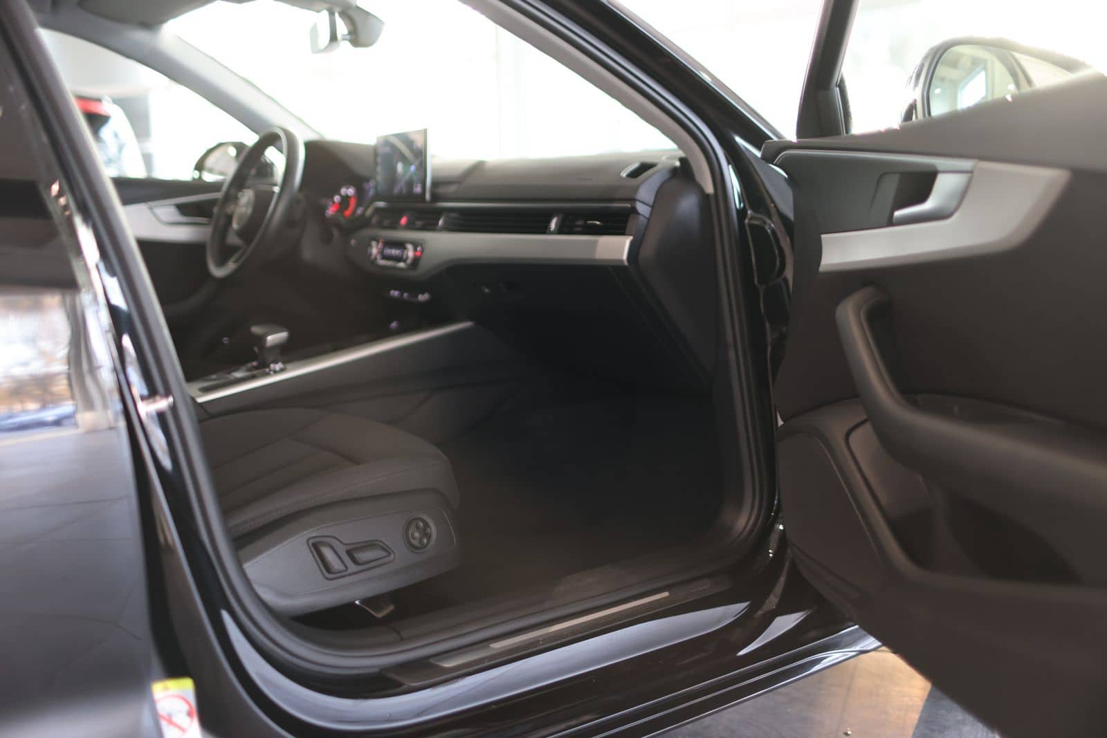 Audi A4 35 TDI ADVANCED RÜCKFAHRKAMERA / EL.SITZE foto 11