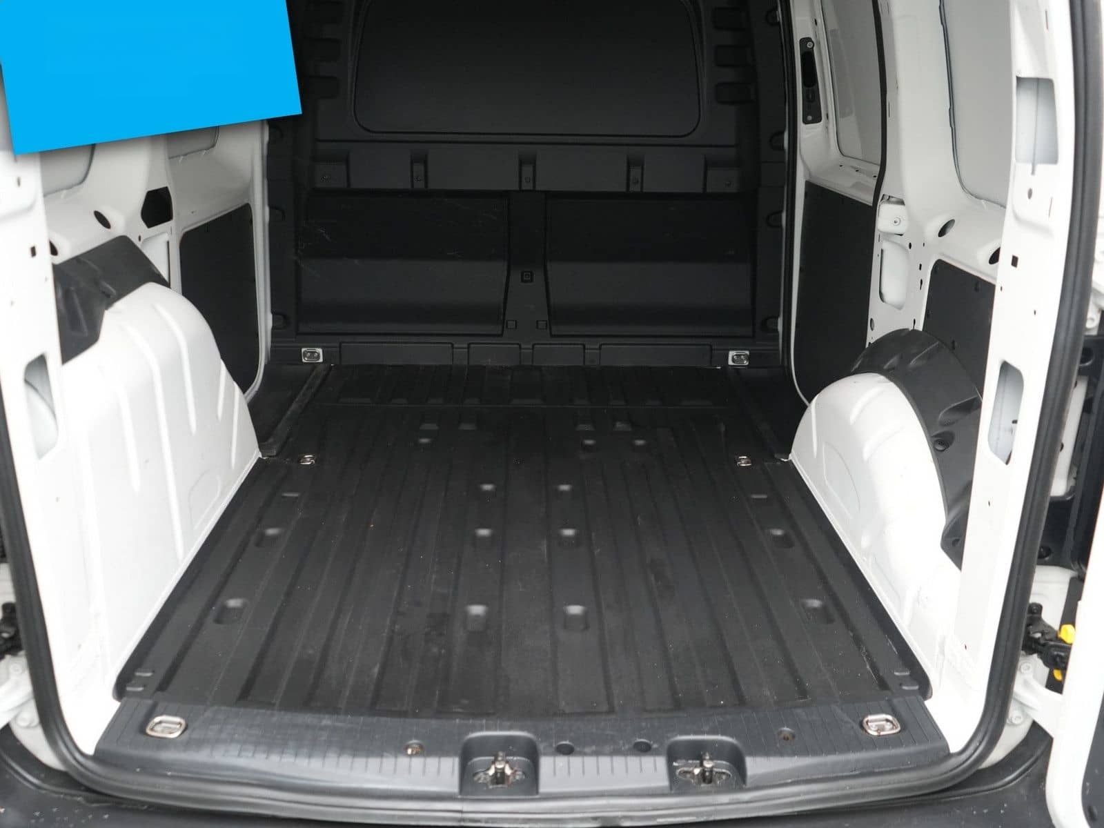 Volkswagen Caddy Kasten FLÜGELTÜREN PDC KLIMA PORT NAVI foto 3