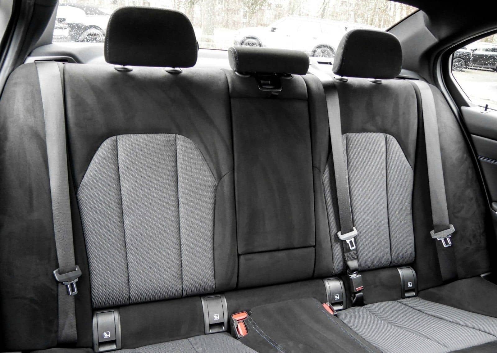 BMW 318i Finanzierung ab 0,49% foto 4