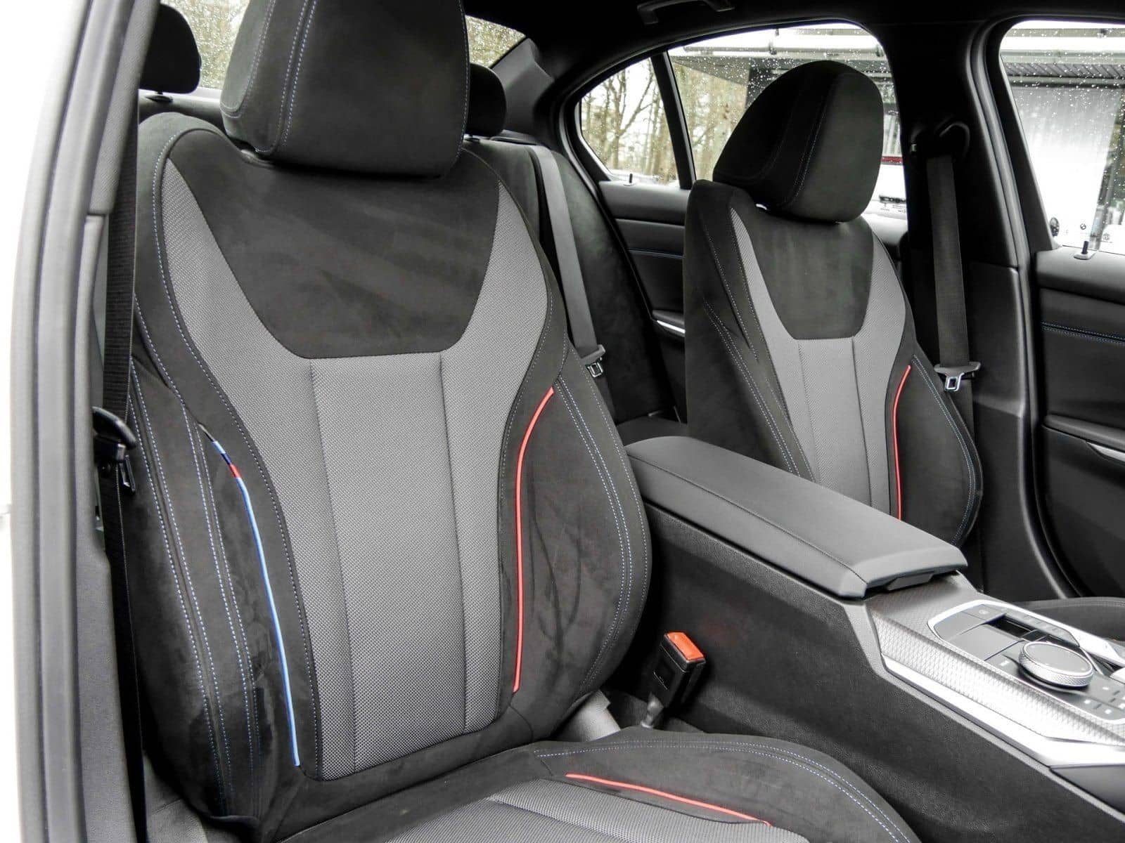 BMW 318i Finanzierung ab 0,49% foto 6