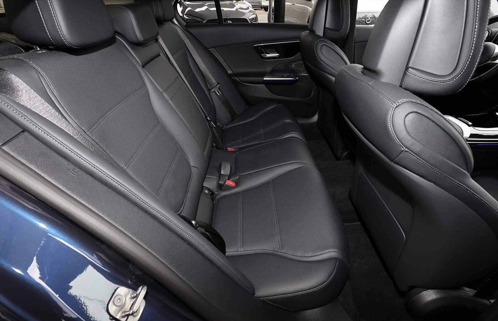 Mercedes-Benz C 180 SCHIEBEDACH+DISTR+MEMORY+360°+MBUX+LED+18" foto 6