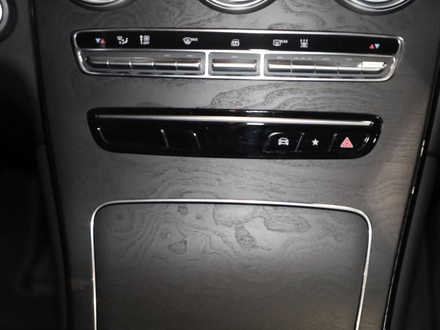 Mercedes-Benz GLC 300 e 4M Rückfahrkamera Sitzheizung MBUX AHK foto 17
