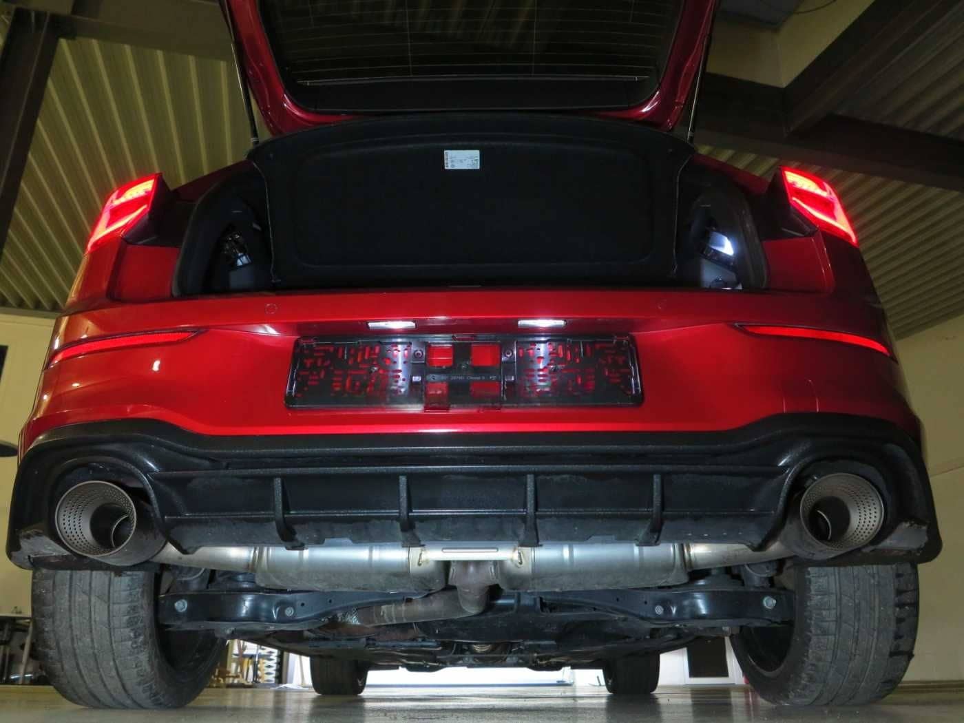 Volkswagen Golf VIII GTI 2.0 TSI DSG7 Clubsport Leder eSAD foto 16