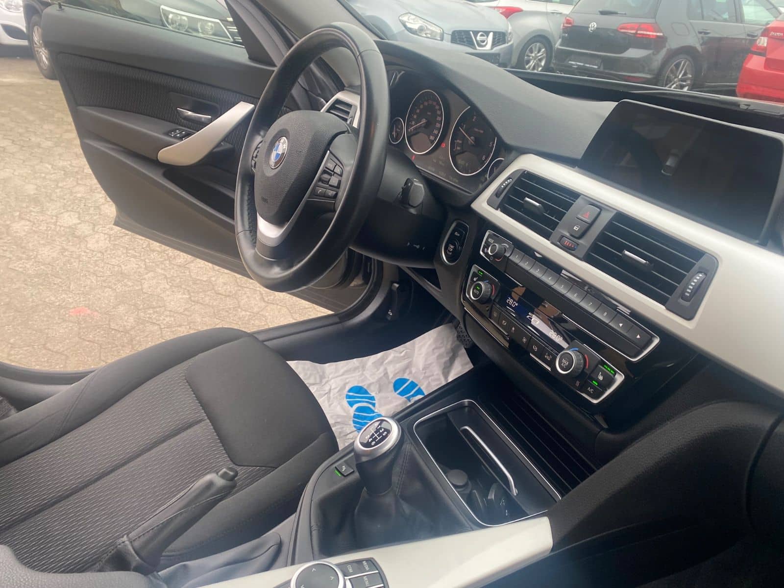 BMW 320 3 Gran Turismo 320 d Advantage foto 25