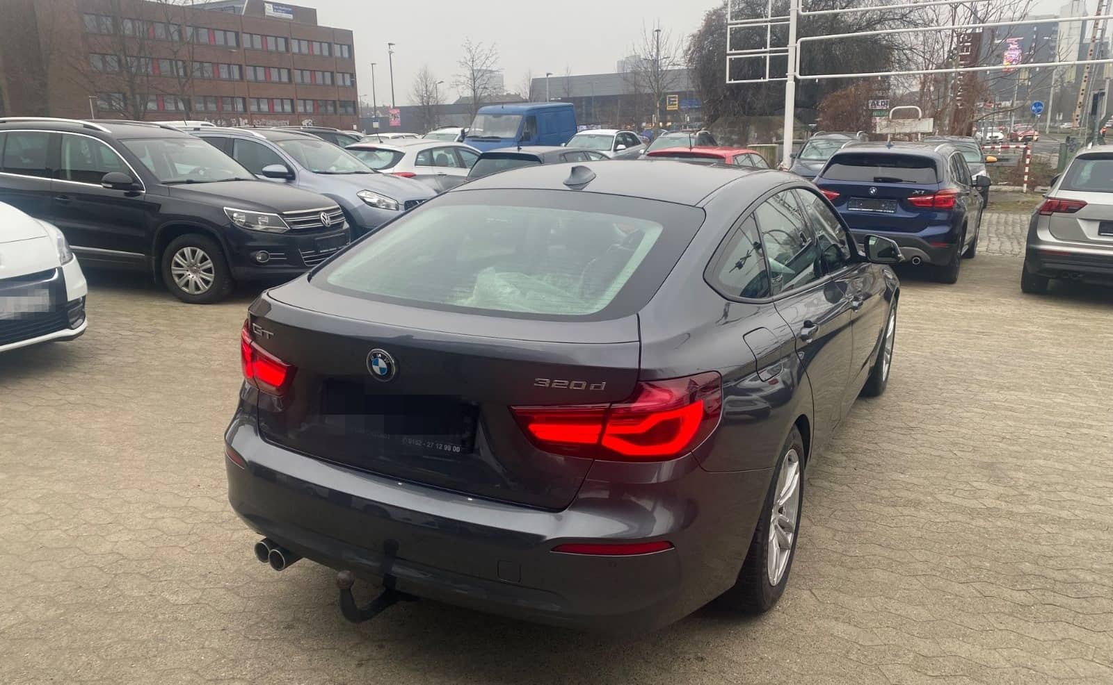 BMW 320 3 Gran Turismo 320 d Advantage foto 9